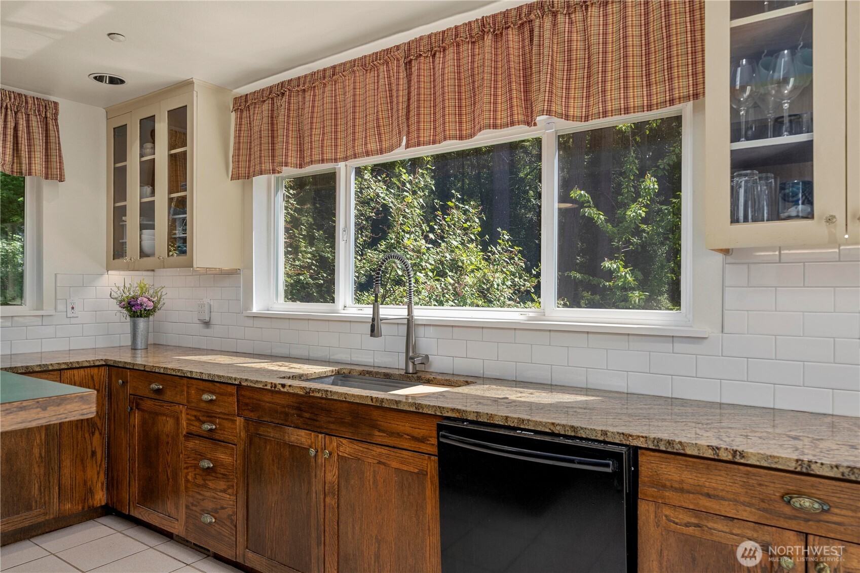 10507 48th Street East Edgewood, WA 98372 - Photo 15 of 40