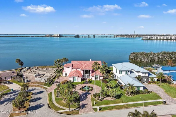 $1,999,000 | 157 St Croix Avenue, Cocoa Beach, FL 32931
