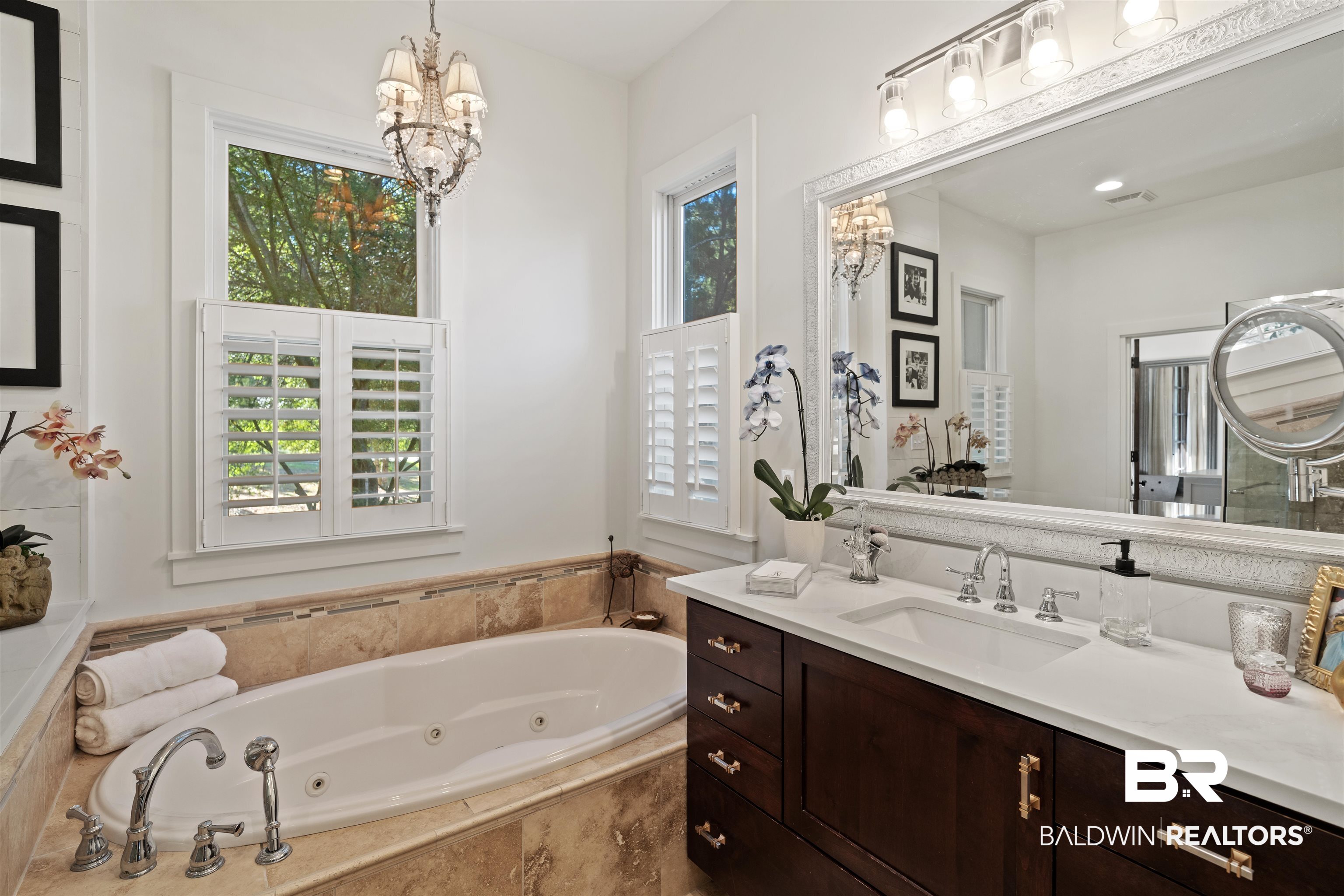 6267 Nelson Drive Fairhope, AL 36532 - Photo 25 of 51 Primary Bathroom