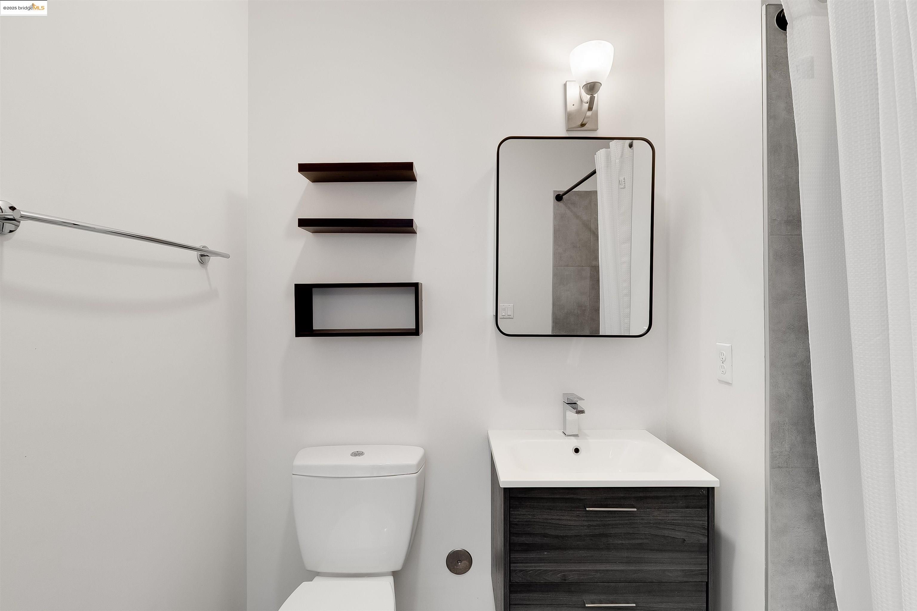 410 Webster Street, Unit 1 Oakland, CA 94607 - Photo 17 of 59