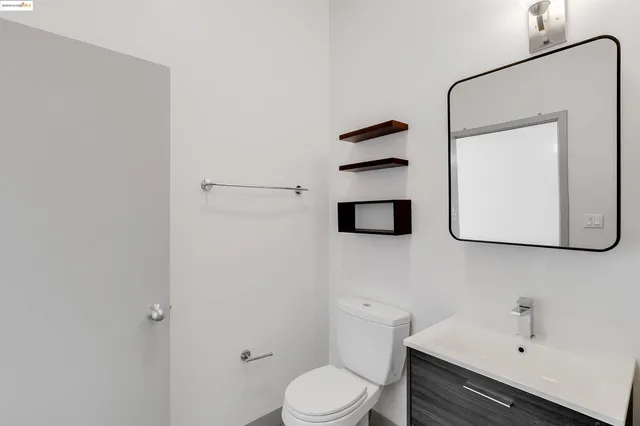 $415,000 | 410 Webster Street, Unit 1, Oakland, CA 94607