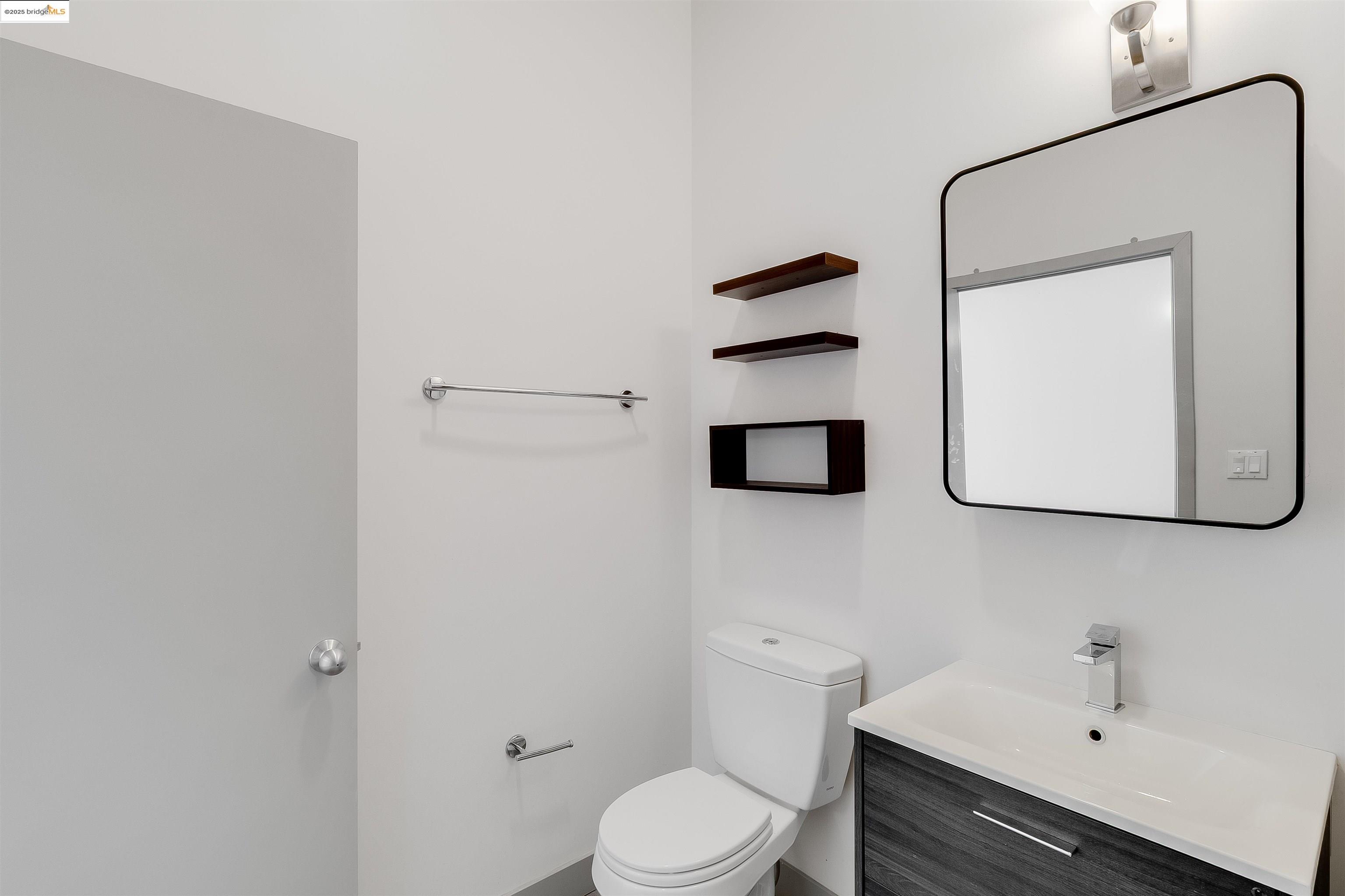 410 Webster Street, Unit 1 Oakland, CA 94607 - Photo 18 of 59