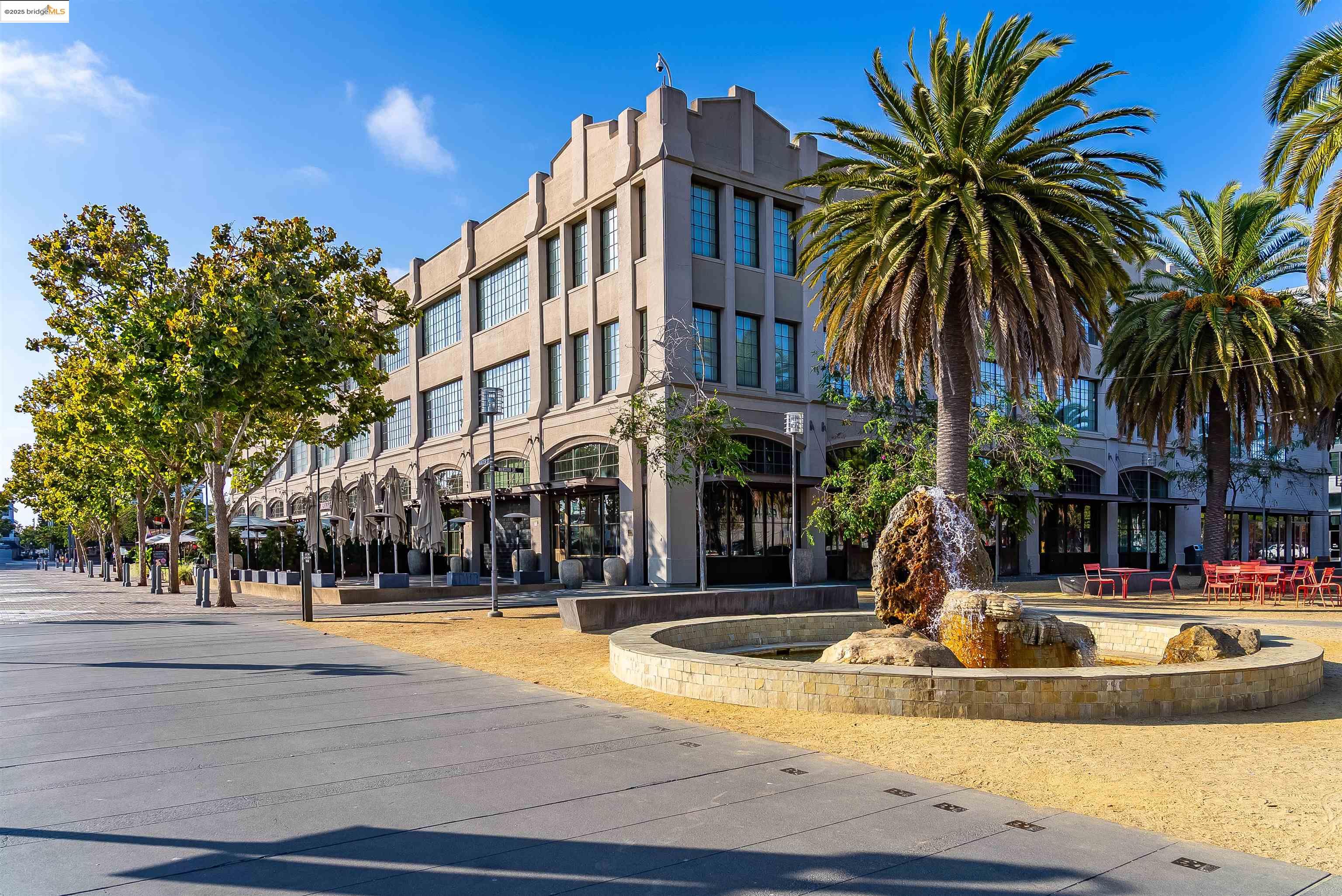 410 Webster Street, Unit 1 Oakland, CA 94607 - Photo 49 of 59