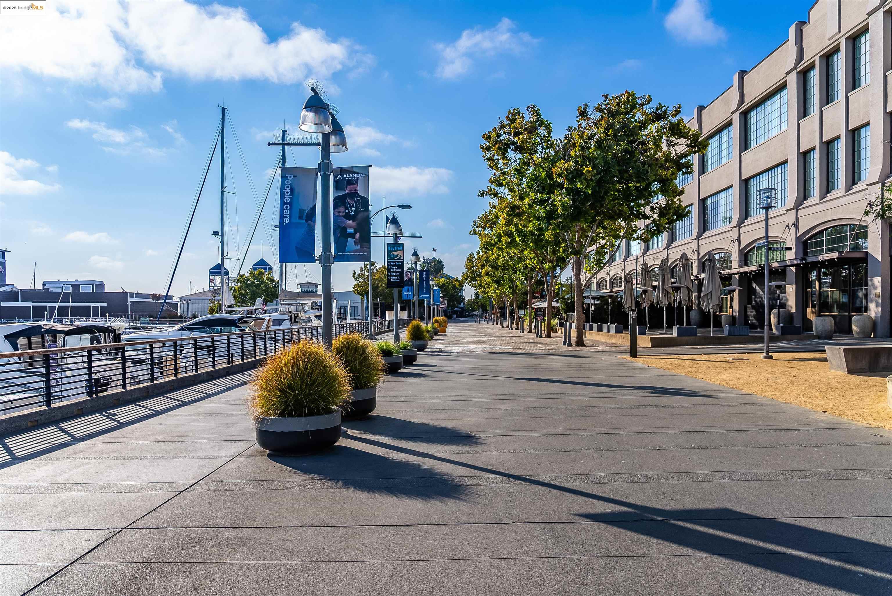 410 Webster Street, Unit 1 Oakland, CA 94607 - Photo 50 of 59