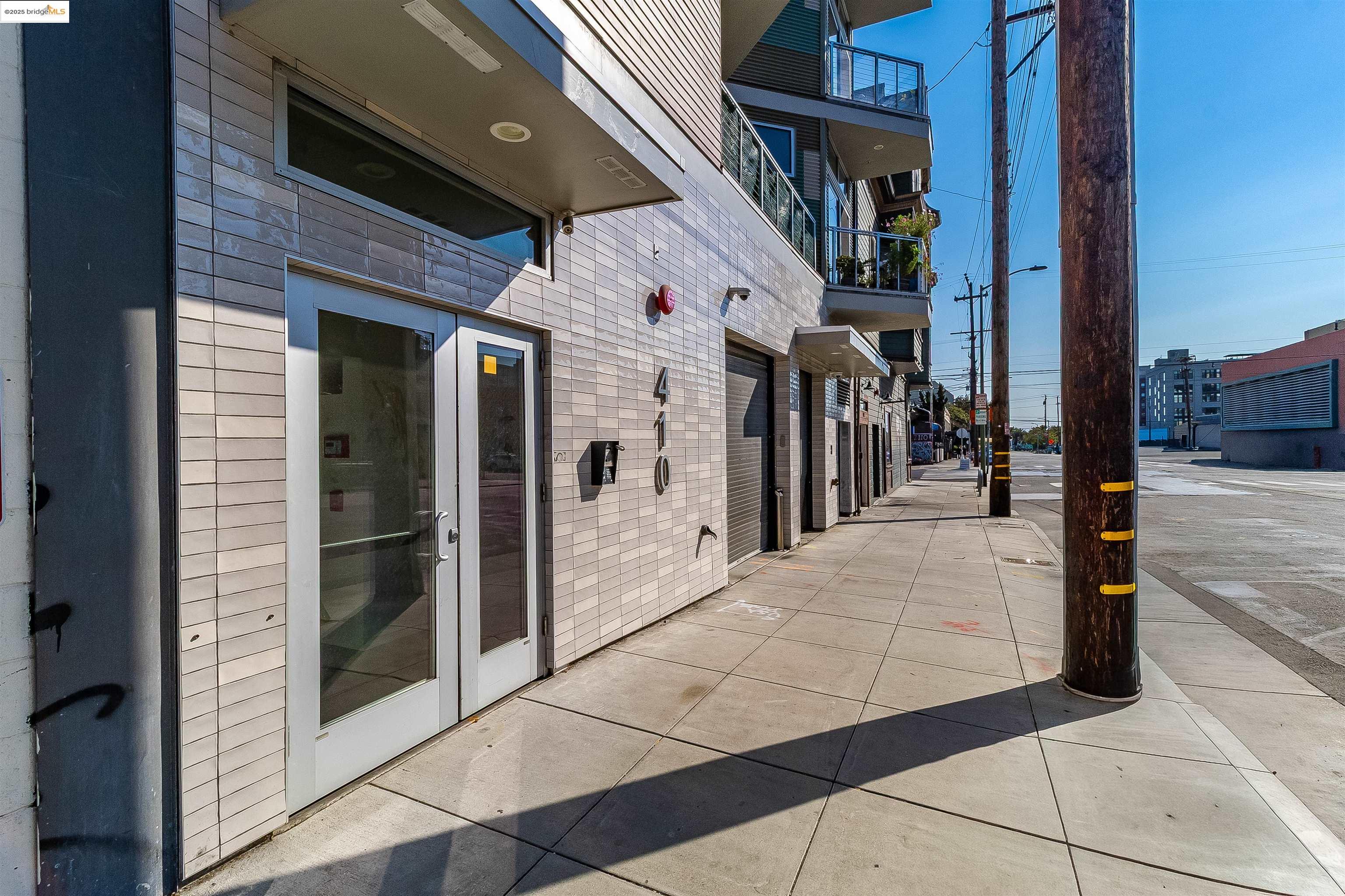 410 Webster Street, Unit 1 Oakland, CA 94607 - Photo 8 of 59