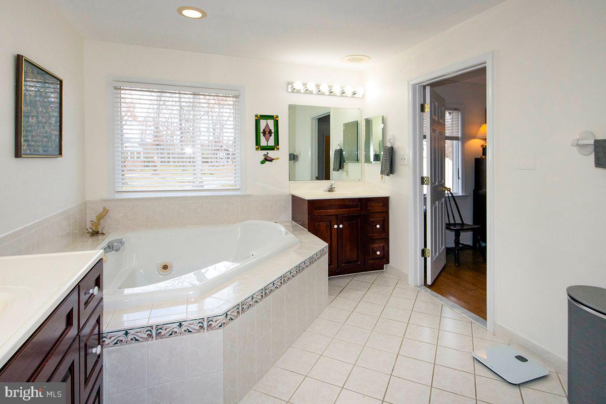 232 Erial Road Sicklerville, NJ 08081 - Photo 28 of 97 Master Bathroom: Garden Tub, Tile Floors