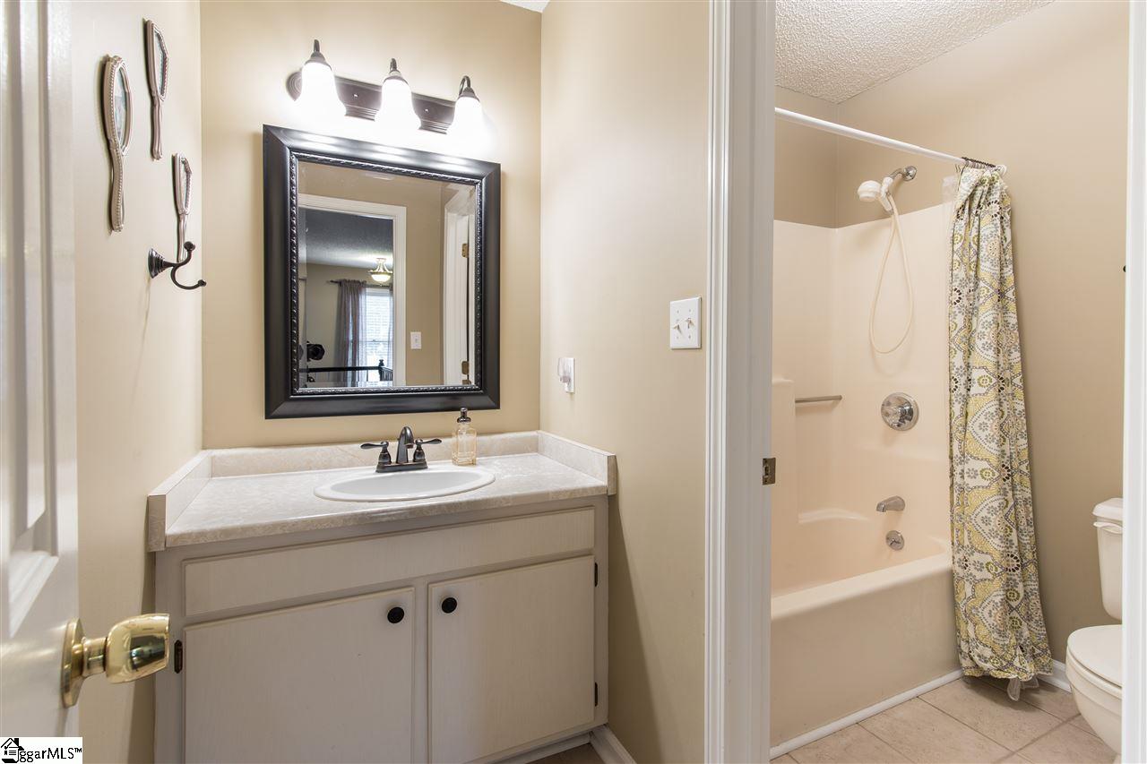 101 Cedar Ridge Lane Simpsonville, SC 29681 - Photo 14 of 24 Gallery Image 14