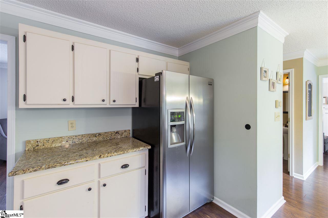 101 Cedar Ridge Lane Simpsonville, SC 29681 - Photo 7 of 24 Gallery Image 7