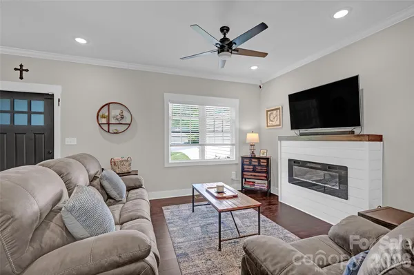 $390,000 | 183 Falling Creek Drive, Statesville, NC 28625