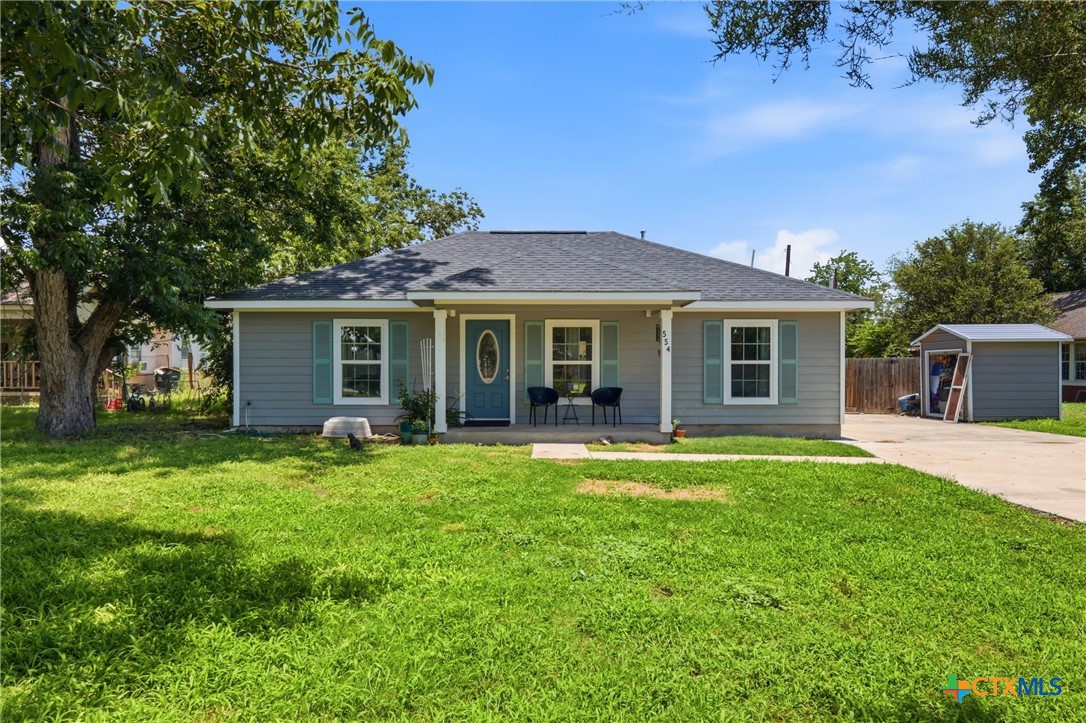 554 West Austin Street Luling, TX 78648 - Photo 3 of 47