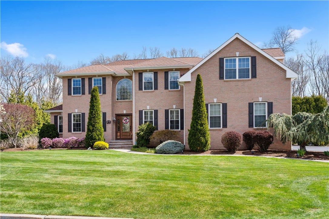 160 Fox Ridge Drive Cranston, RI 02921 - Photo 1 of 31