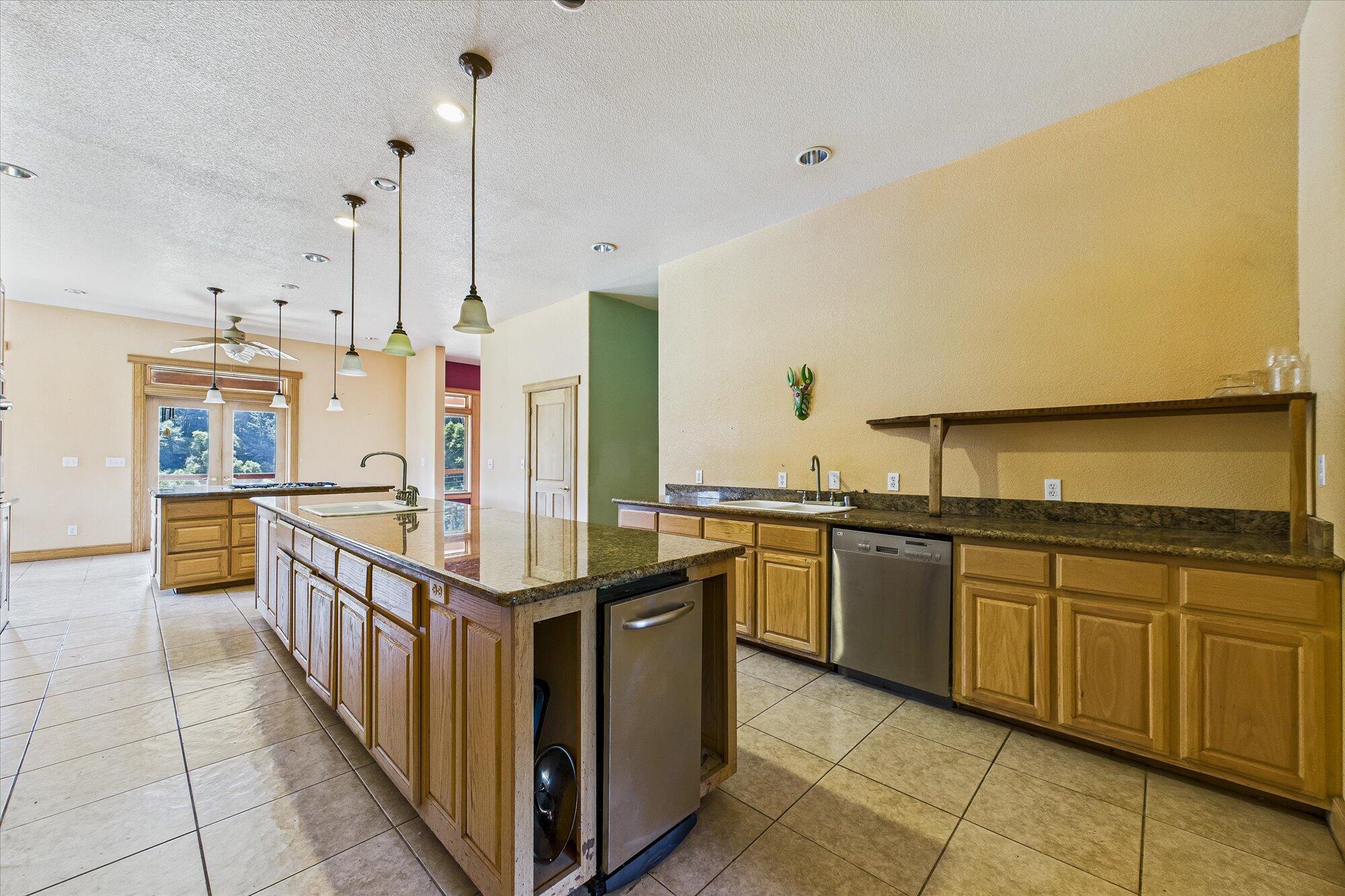1560 Patterson Road Willow Creek, CA 95573 - Photo 35 of 75