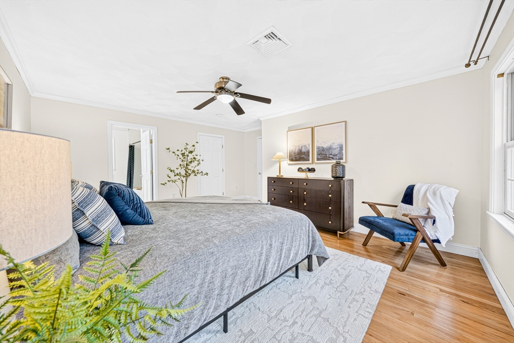 35 Brentwood Road Woburn, MA 01801 - Photo 22 of 42