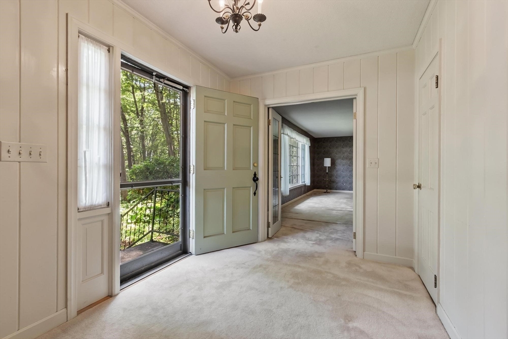 3 Highfield Road Gardner, MA 01440 - Photo 5 of 32