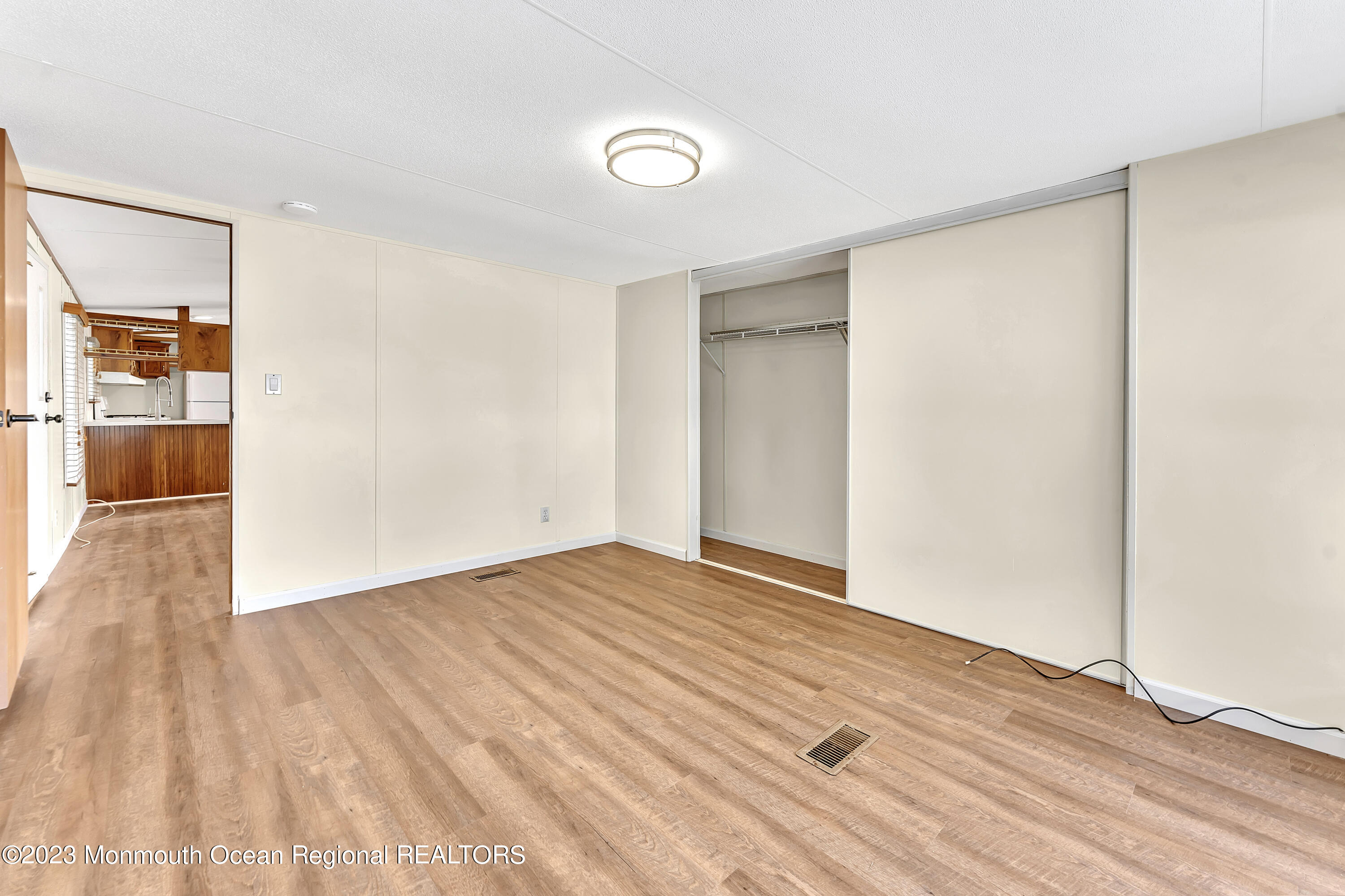 82 Ruth Street Hazlet, NJ 07730 - Photo 9 of 16 011_aligned-dsc00136-aligned-dsc00140