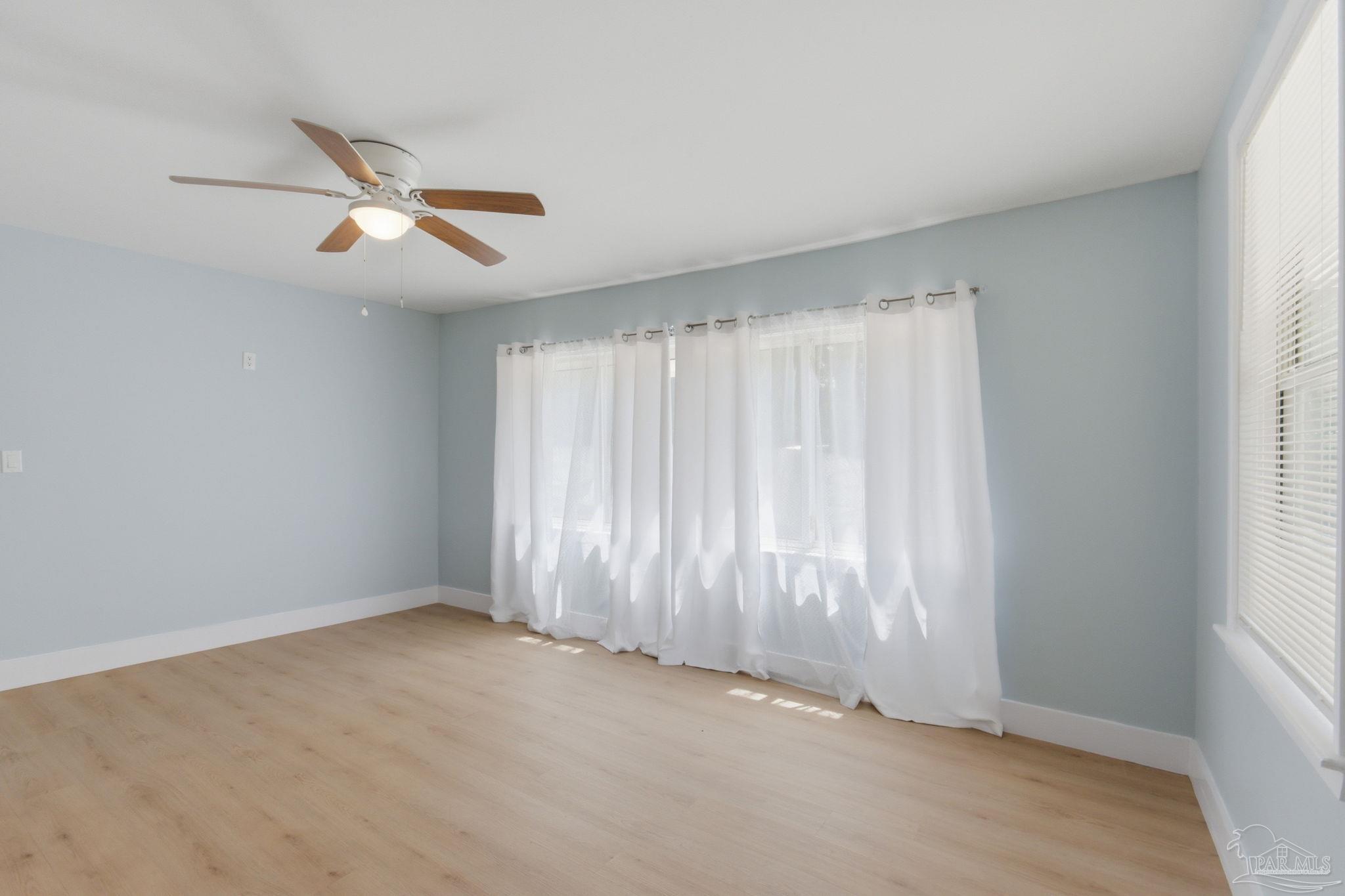 525 Pelham Road Pensacola, FL 32507 - Photo 12 of 36