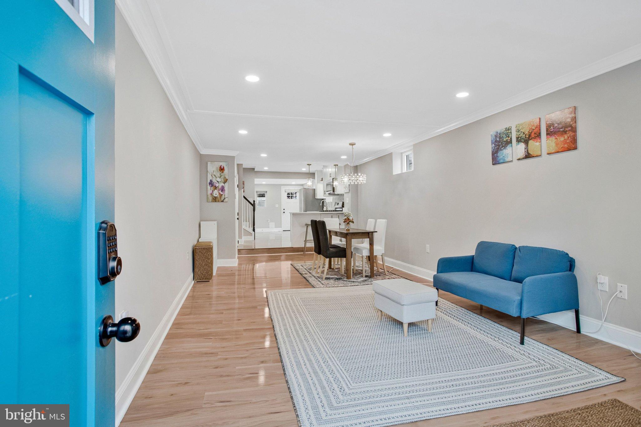 Bright and inviting open living space.