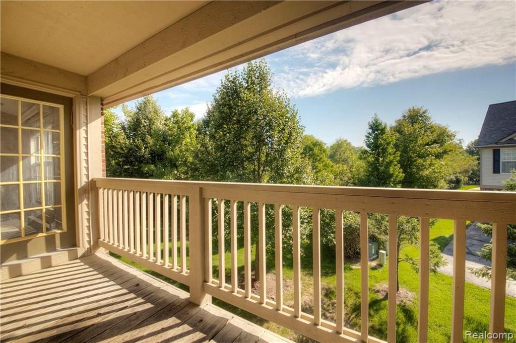 28126 Carlton Way Drive Novi, MI 48377 - Photo 38 of 43