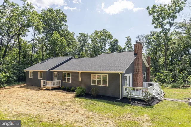 $475,000 | 230 Blue Bell Lane, Strasburg, VA 22657