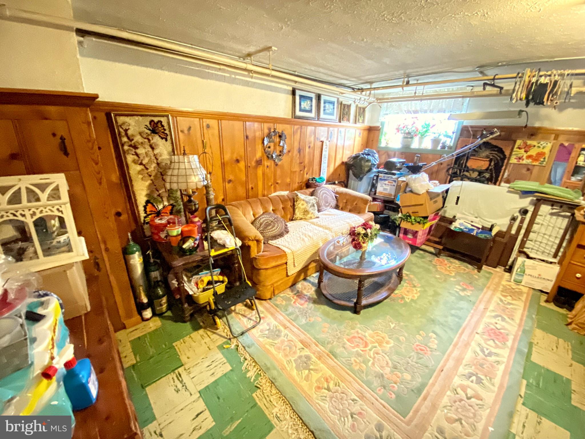 3515 Ailsa Avenue Baltimore, MD 21214 - Photo 19 of 36 FAMILY ROOM