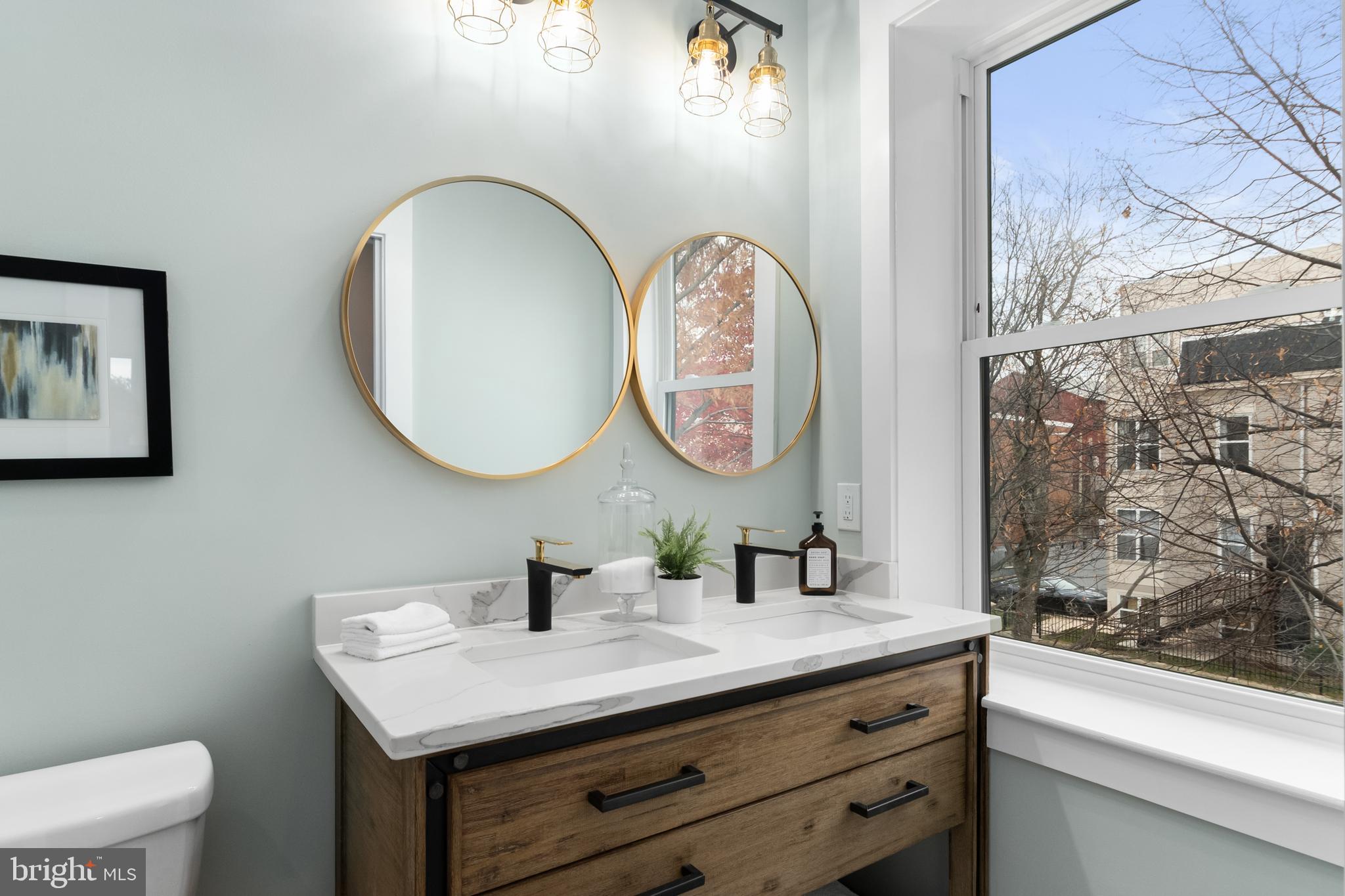 900 10th Street Northeast Washington, DC 20002 - Photo 15 of 36 Primary Bathroom