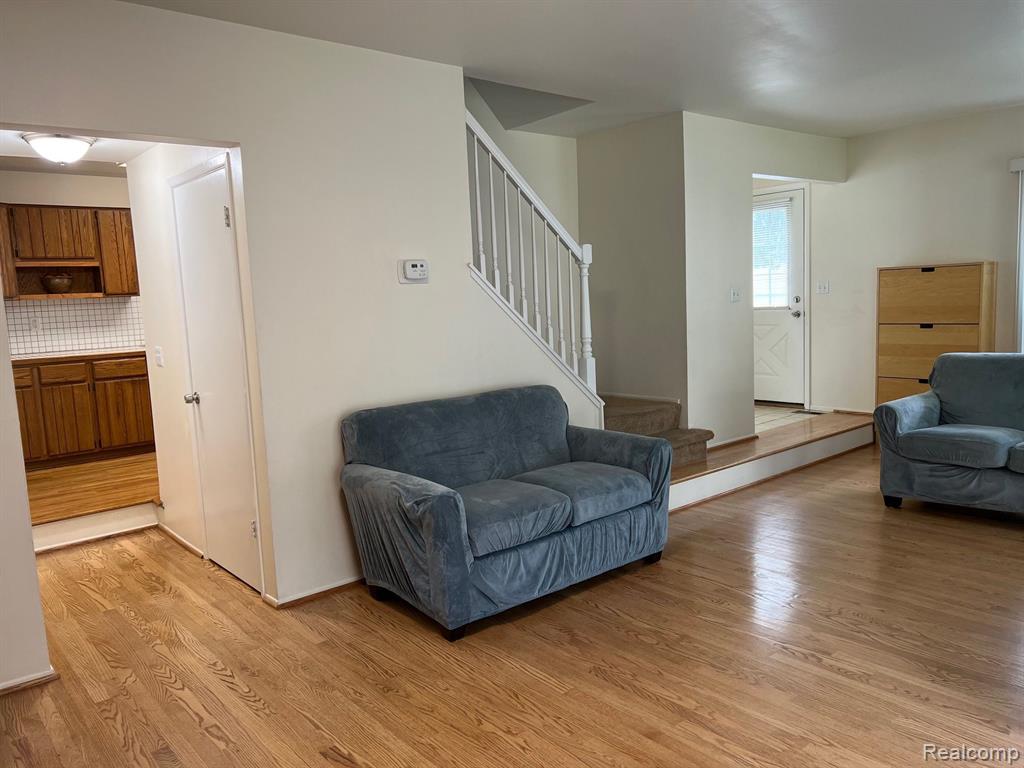 1185 Pine Ridge Court Rochester Hills, MI 48306 - Photo 5 of 21