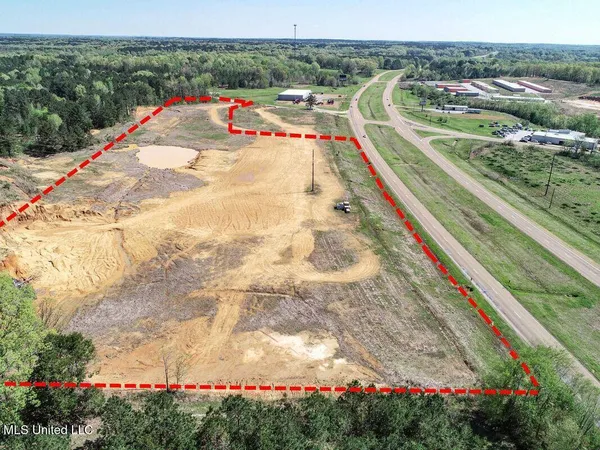 $1,330,000 | 20859 East Ms 278, Batesville, MS 38606
