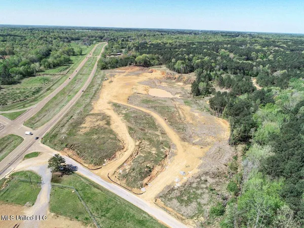 $1,330,000 | 20859 East Ms 278, Batesville, MS 38606