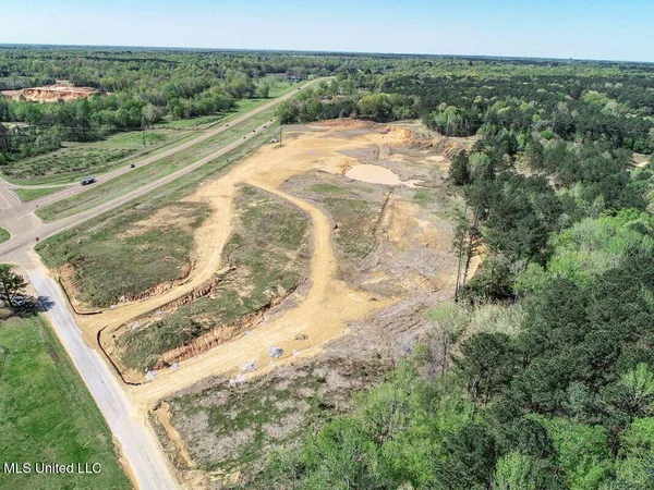 $1,330,000 | 20859 East Ms 278, Batesville, MS 38606