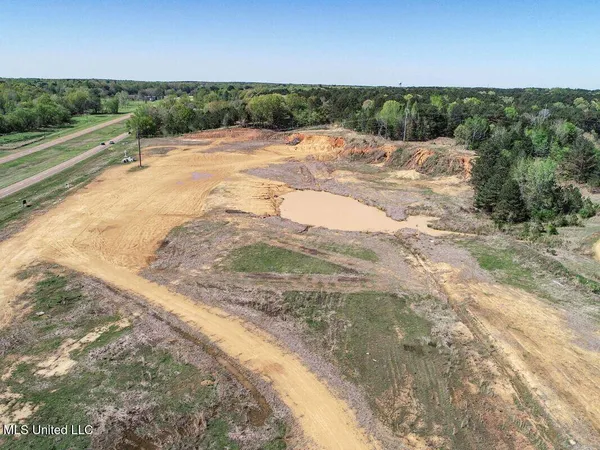$1,330,000 | 20859 East Ms 278, Batesville, MS 38606