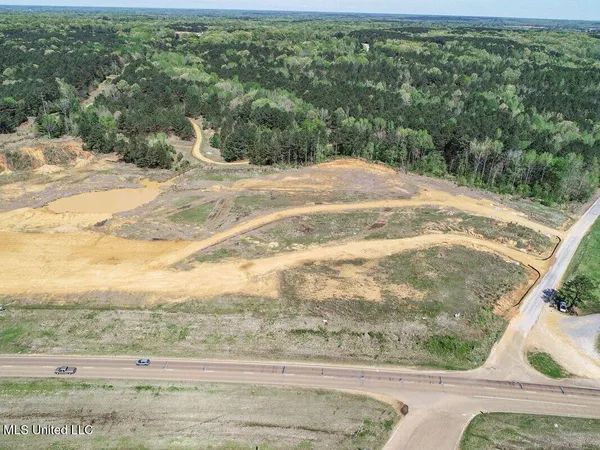 $1,330,000 | 20859 East Ms 278, Batesville, MS 38606