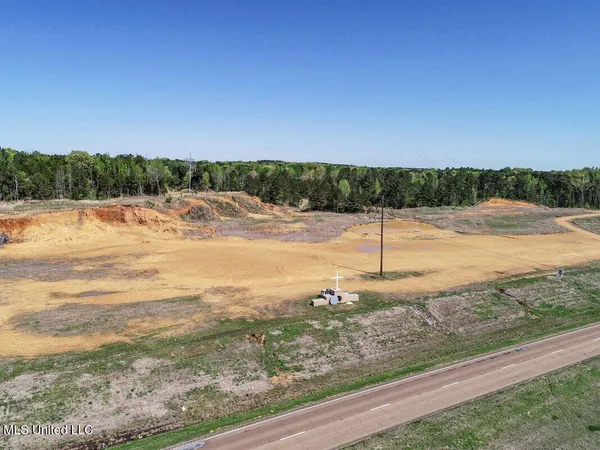 $1,330,000 | 20859 East Ms 278, Batesville, MS 38606