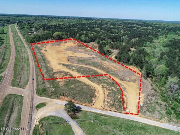 $1,330,000 | 20859 East Ms 278, Batesville, MS 38606