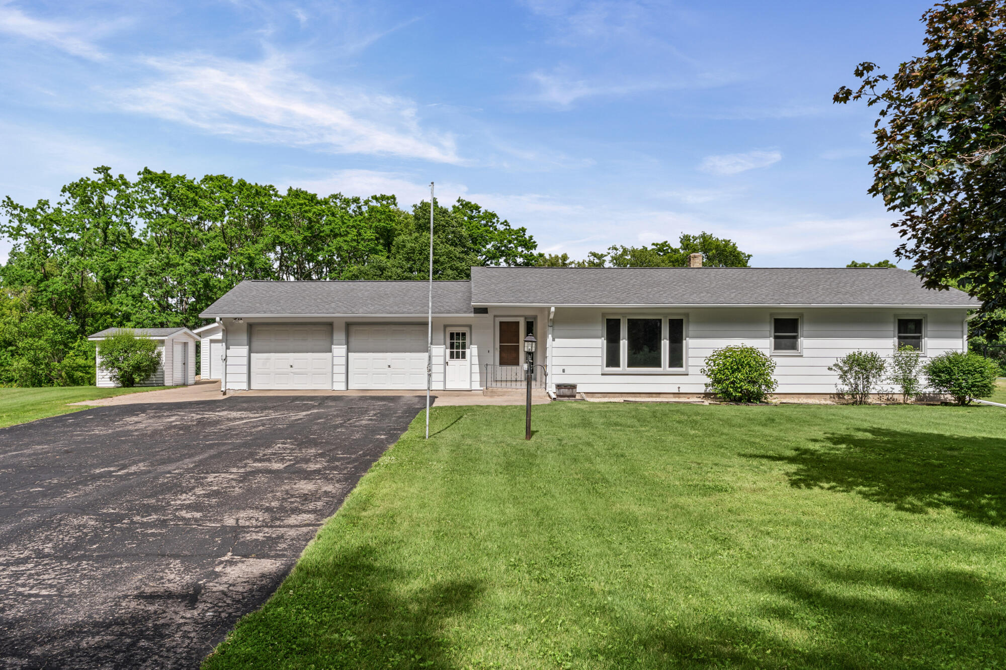 W24686 Park Road Trempealeau, WI 54661 - Photo 2 of 44 5__dsc4047