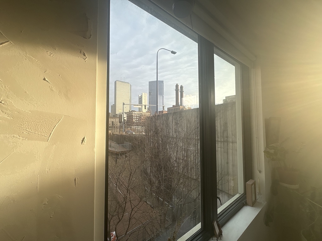 88 Hudson Street, Unit 303 Boston, MA 02111 - Photo 4 of 15