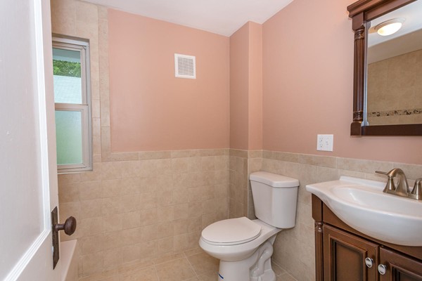 35 Curtis Road Canton, MA 02021 - Photo 12 of 17 Gallery Image 12