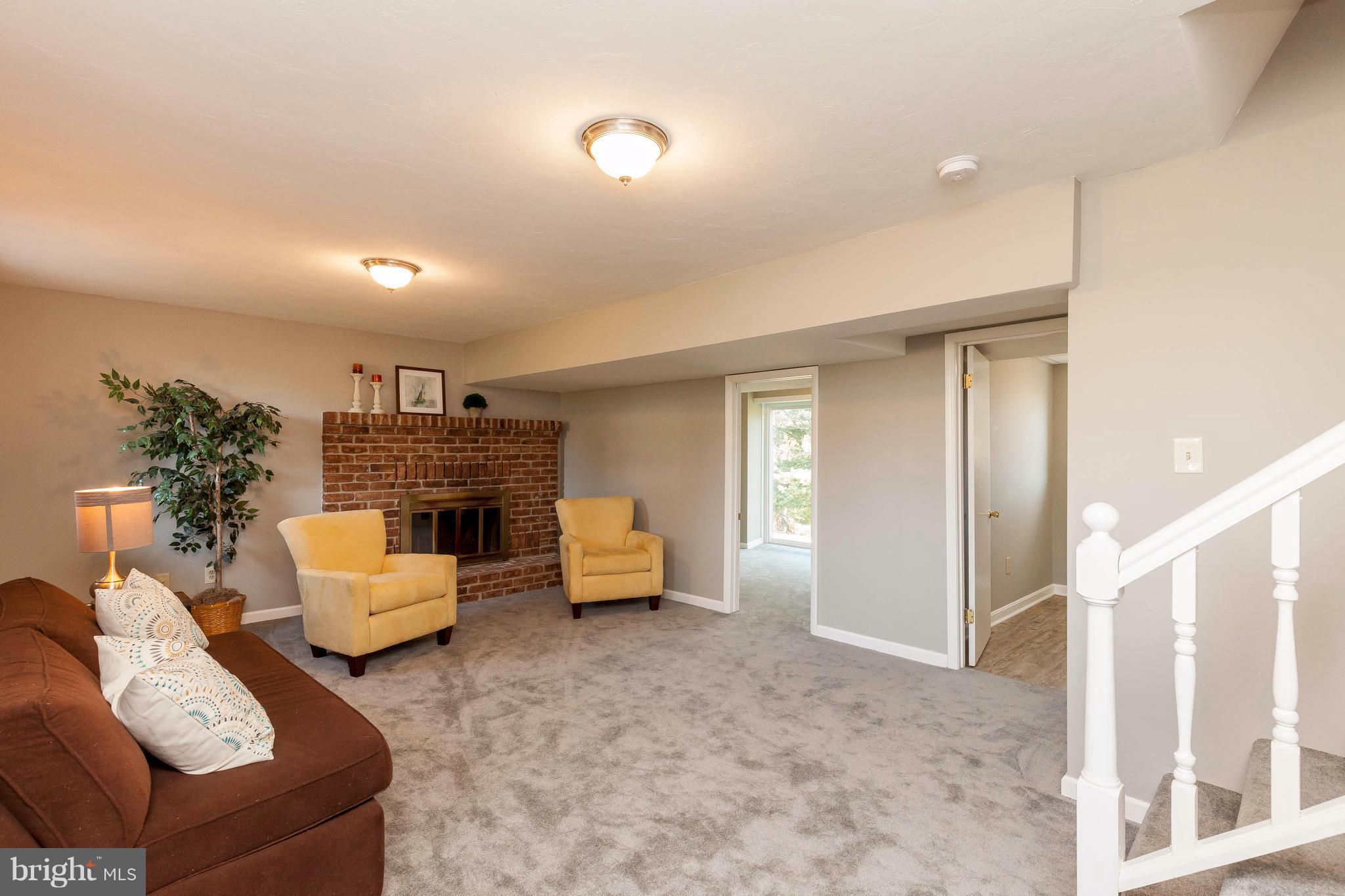 1001 Horizon Road Mount Airy, MD 21771 - Photo 20 of 30 Family Room