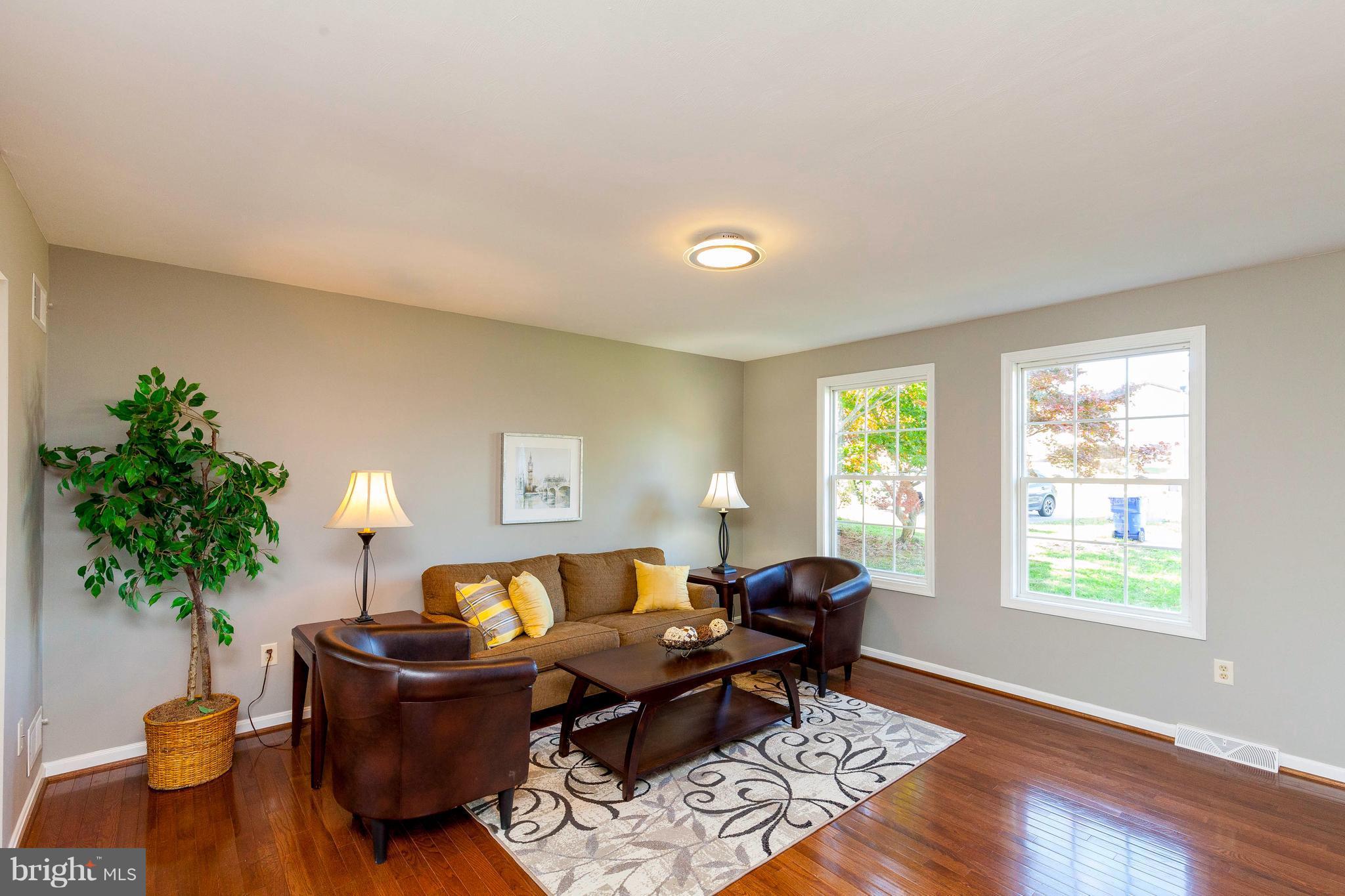 1001 Horizon Road Mount Airy, MD 21771 - Photo 3 of 30 Living Room