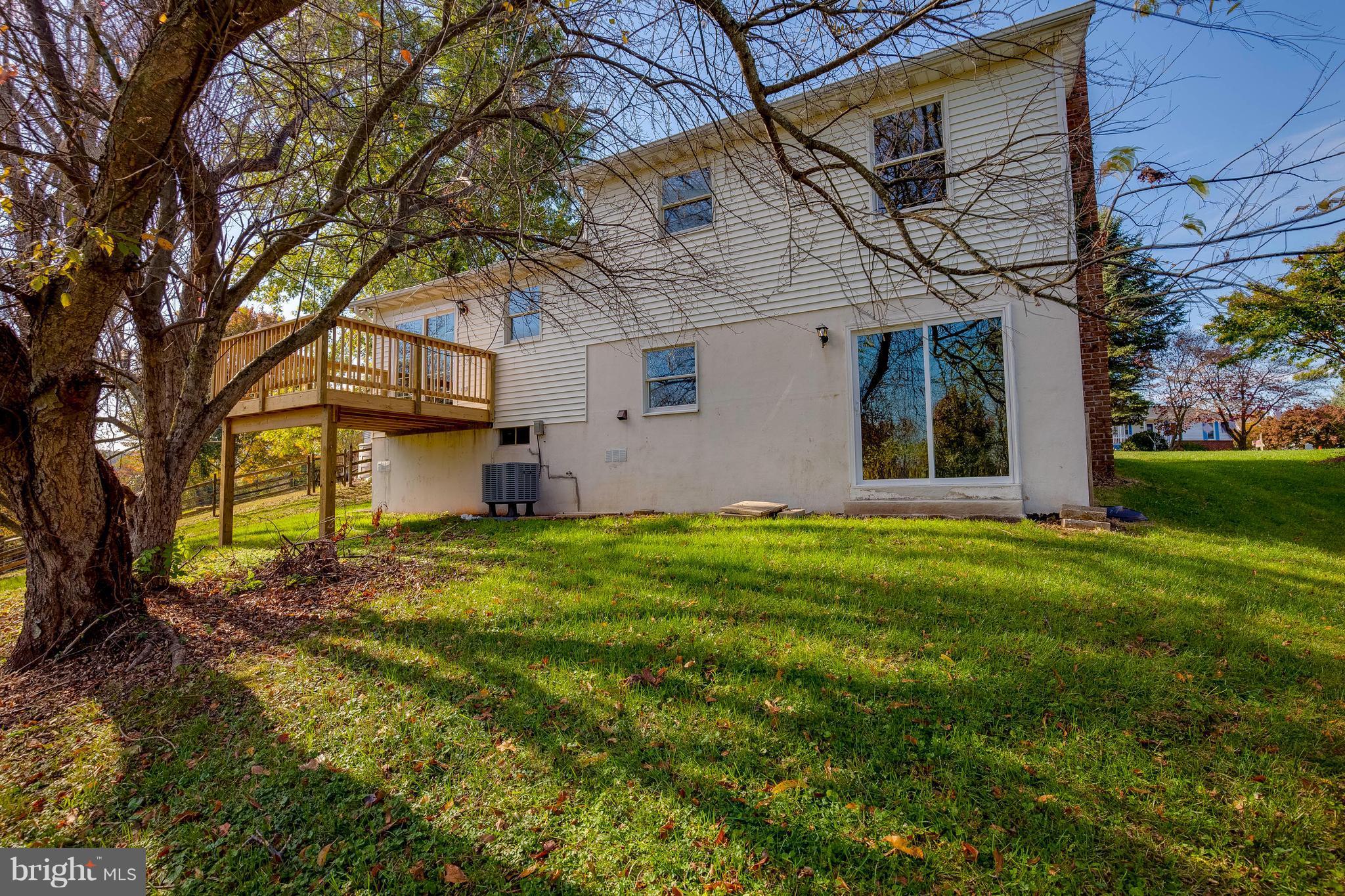 1001 Horizon Road Mount Airy, MD 21771 - Photo 27 of 30 Exterior (Rear)