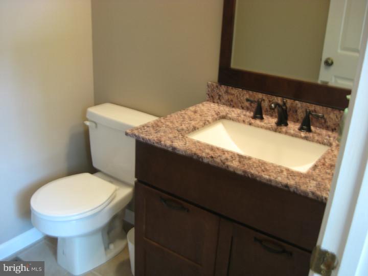 35 Winged Foot Road Dover, DE 19904 - Photo 14 of 25 Bathroom
