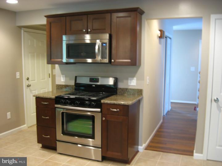 35 Winged Foot Road Dover, DE 19904 - Photo 5 of 25 Kitchen