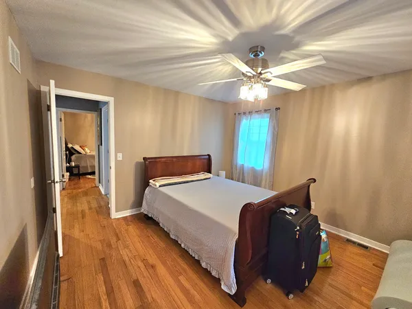 $575,000 | 17954 East 10500N Road, Grant Park, IL 60940