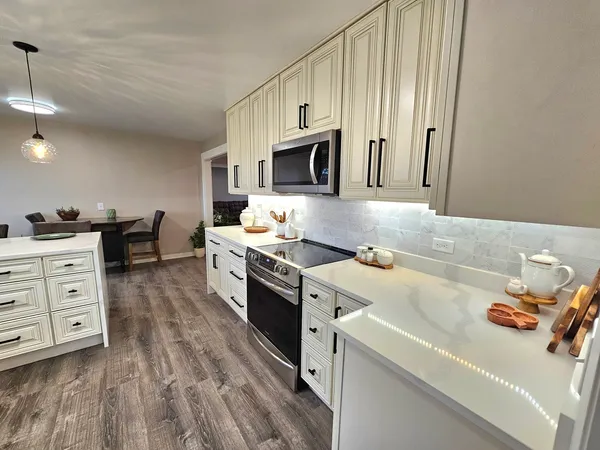 $575,000 | 17954 East 10500N Road, Grant Park, IL 60940