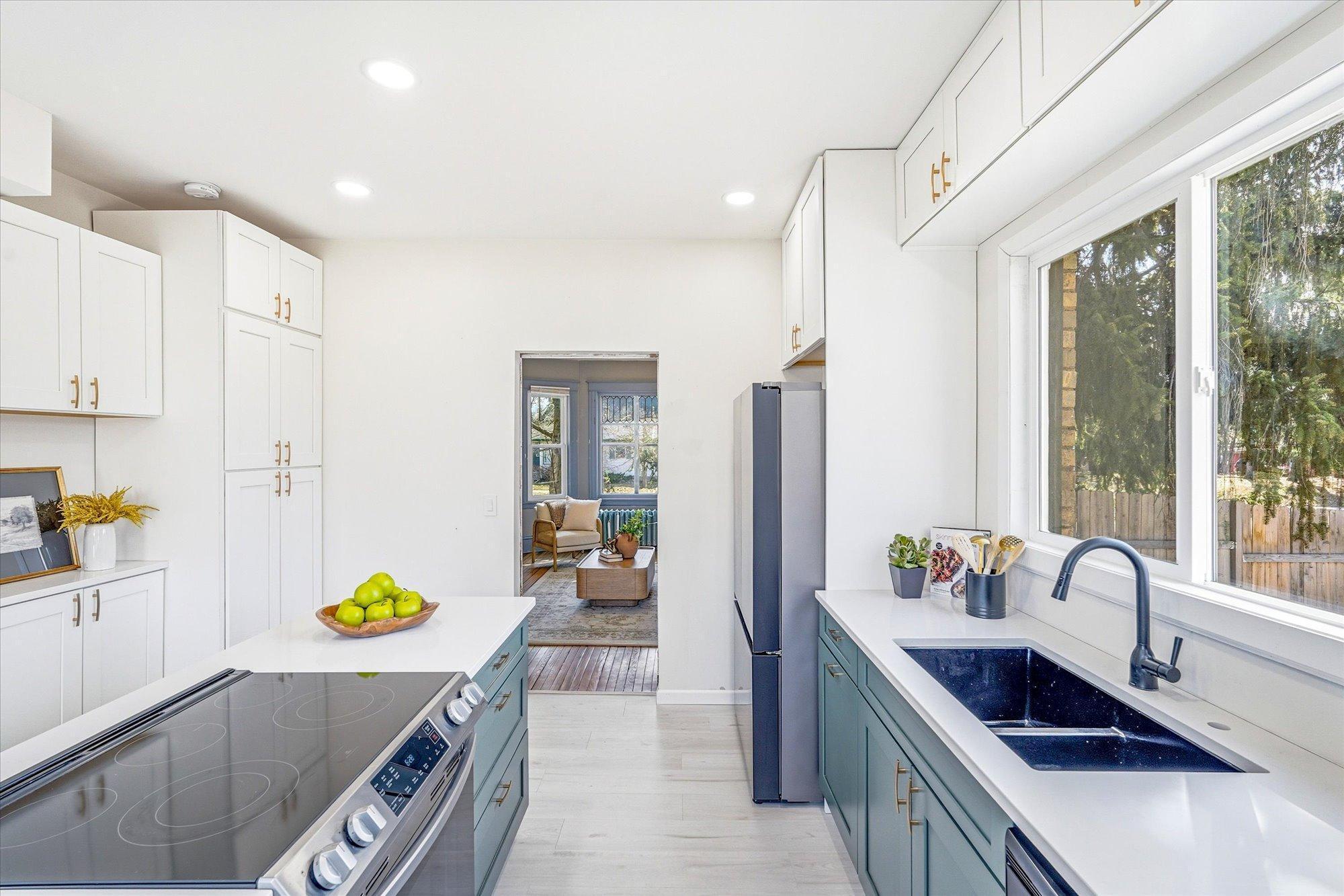 713 3rd Avenue Southwest Cambridge, MN 55008 - Photo 5 of 34