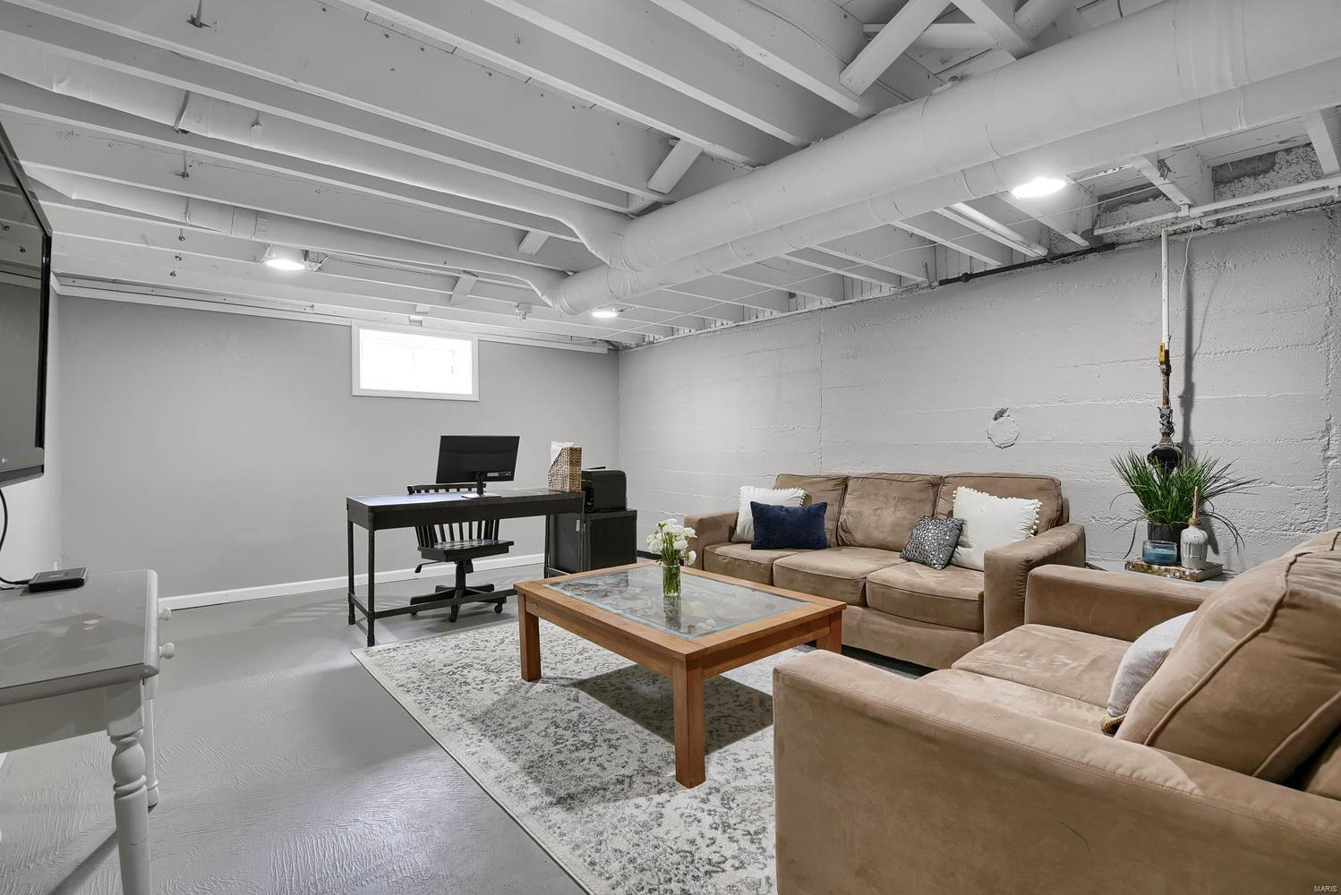 976 North Geyer Road St. Louis, MO 63122 - Photo 17 of 26 Gallery Image 17