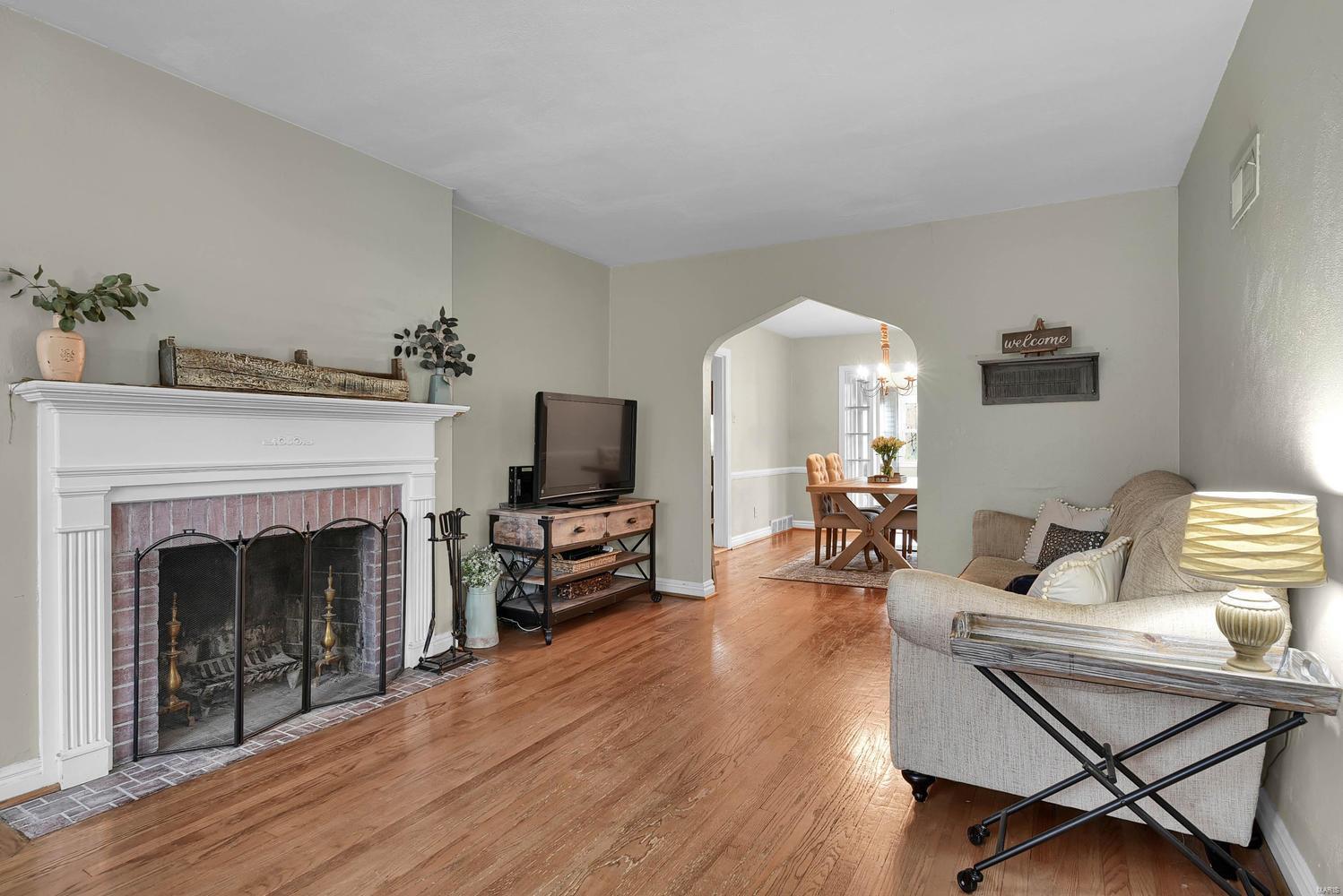 976 North Geyer Road St. Louis, MO 63122 - Photo 5 of 26 Gallery Image 5