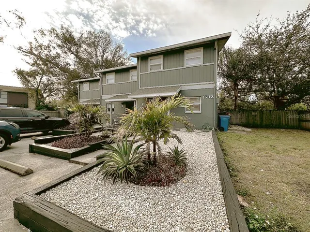 $810,000 | 1713 Azalea Court, Unit A, Oldsmar, FL 34677