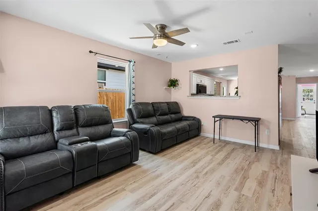 $188,000 | 104 South Wall Street, Itasca, TX 76055