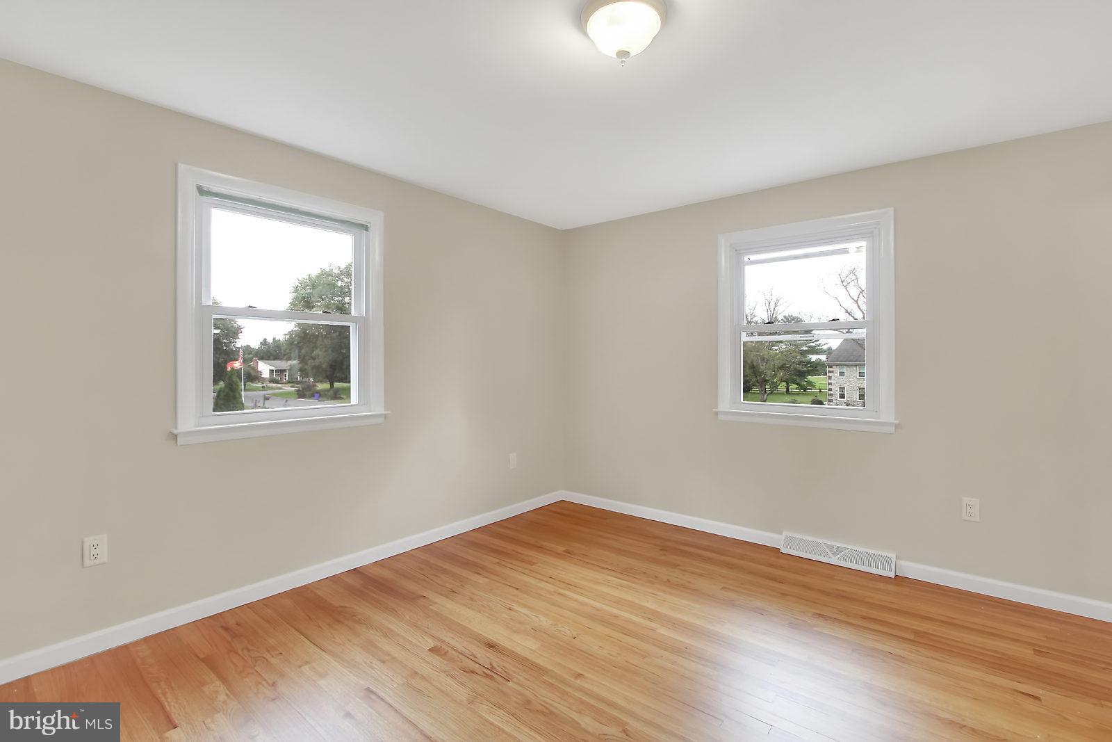 180 Margate Road York, PA 17408 - Photo 13 of 26