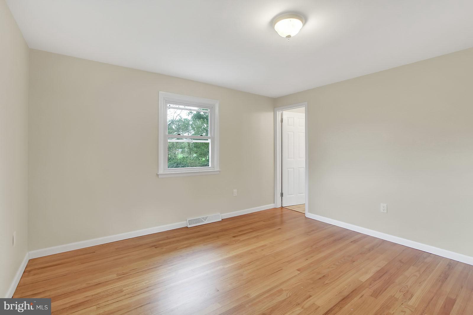 180 Margate Road York, PA 17408 - Photo 14 of 26